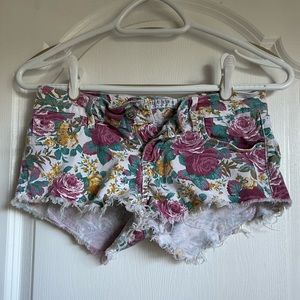 Guess floral ripped jeans shorts